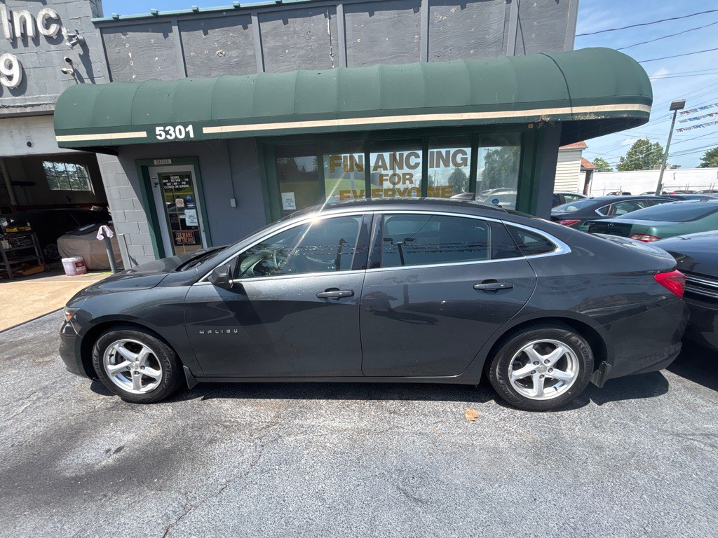 2017 Chevrolet Malibu Image 6