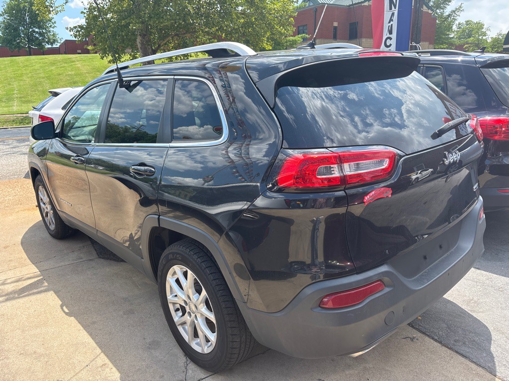 2015 Jeep Cherokee Image 4