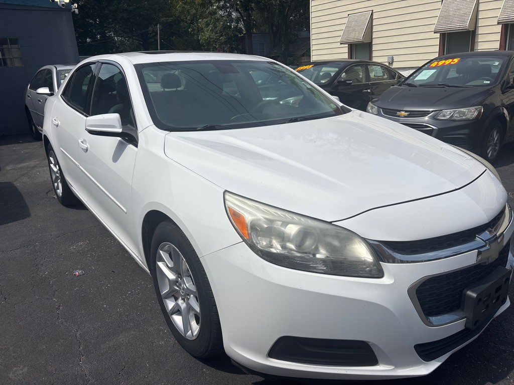 2014 Chevrolet Malibu Image 3