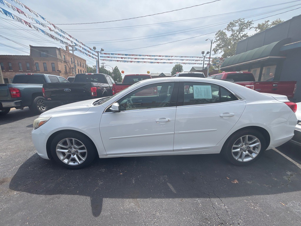 2014 Chevrolet Malibu Image 4