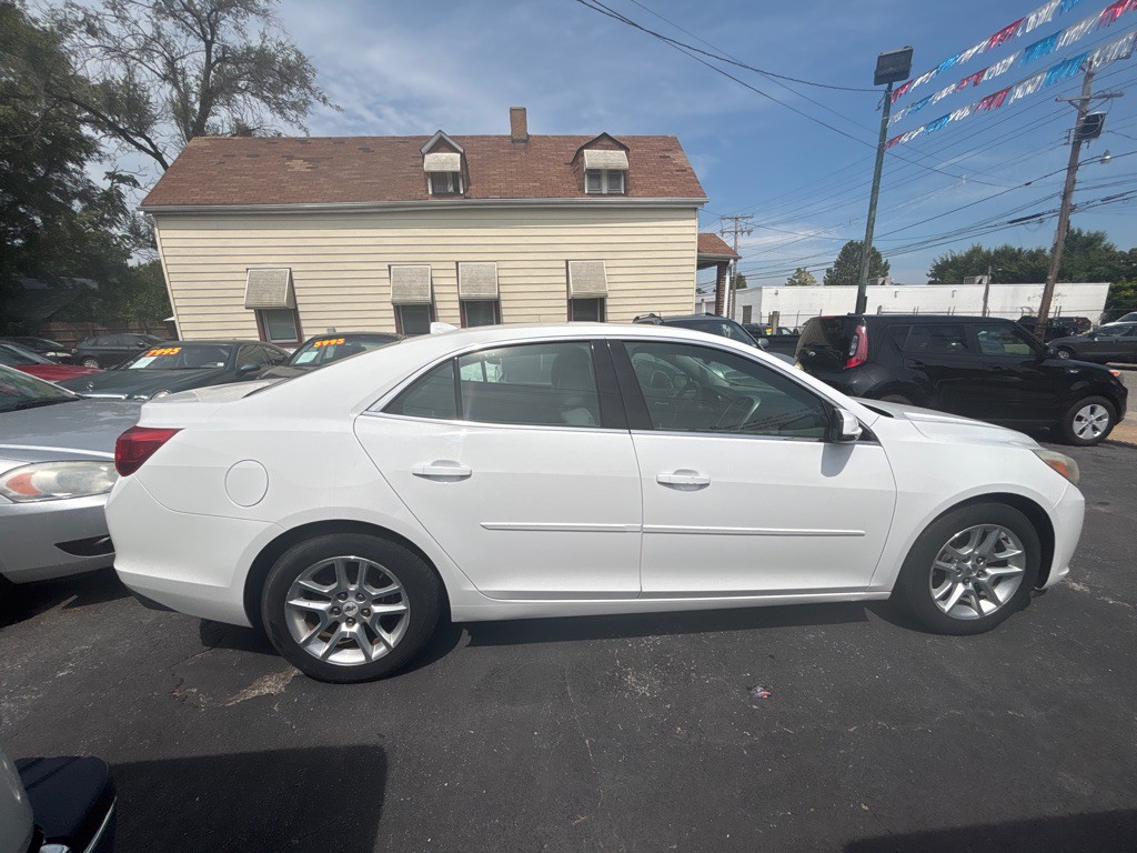 2014 Chevrolet Malibu Image 5