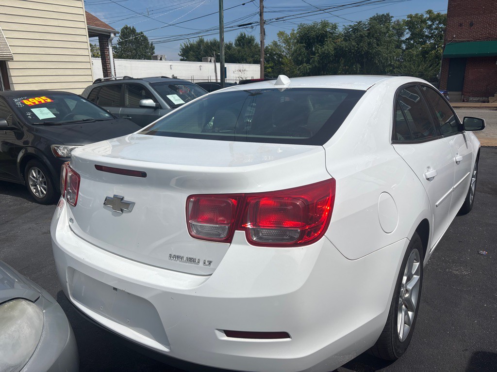 2014 Chevrolet Malibu Image 6