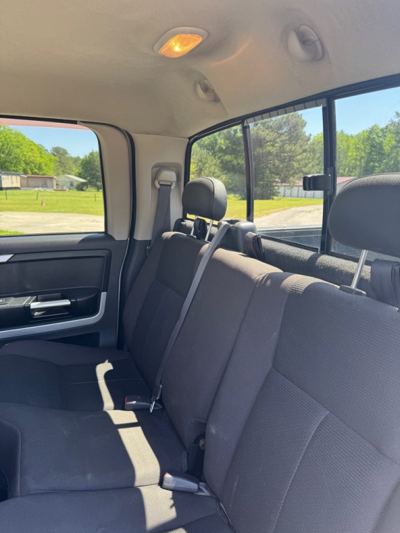 2008 Mitsubishi Raider Image 5