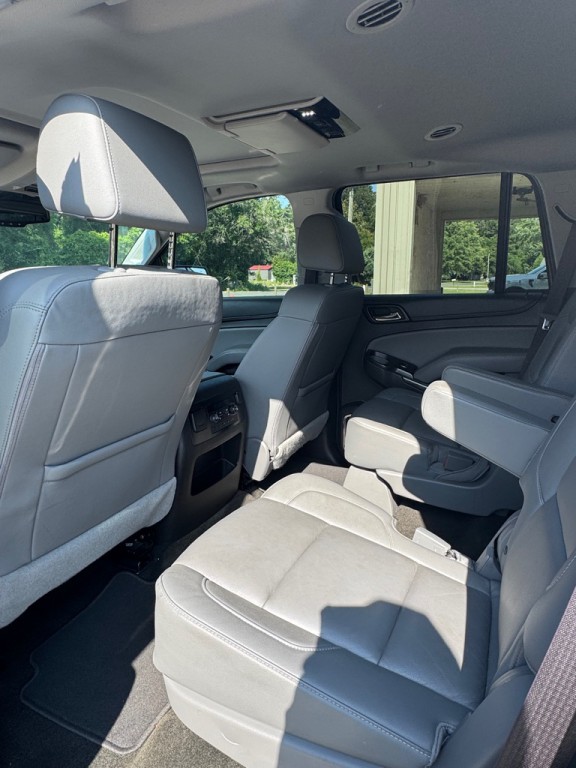 2017 Chevrolet Tahoe Image 9