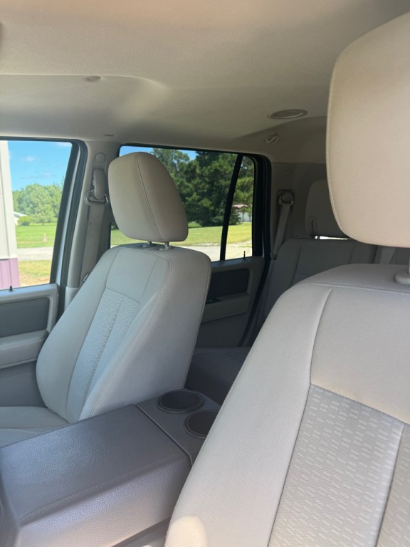 2012 Ford Expedition Image 5
