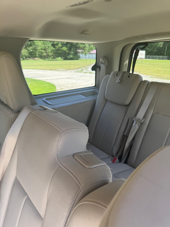 2012 Ford Expedition Image 7