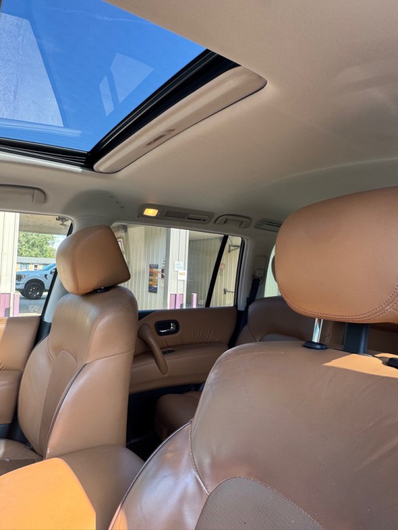 2017 Nissan Armada Image 5