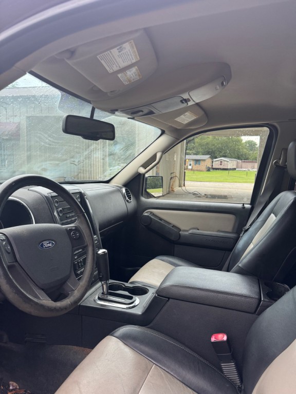 2008 Ford Explorer Image 3