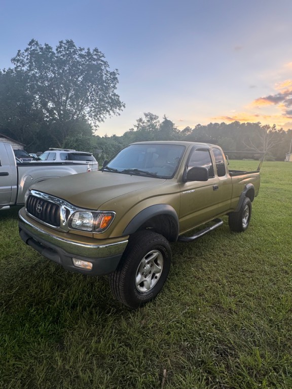 2002 Toyota Tacoma Image 1