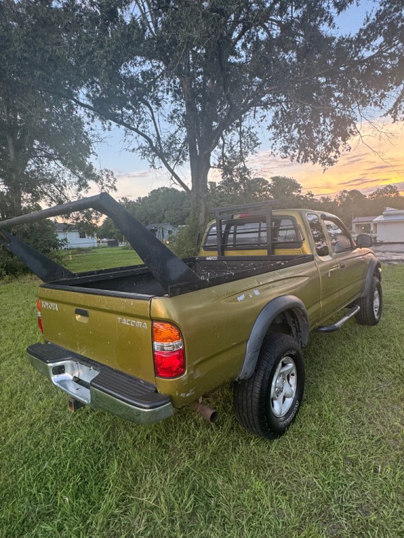 2002 Toyota Tacoma Image 8