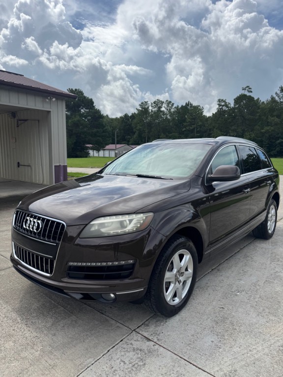 2011 Audi Q7 Image 1