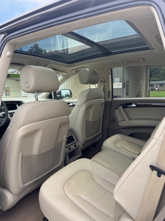 2011 Audi Q7 Image 6