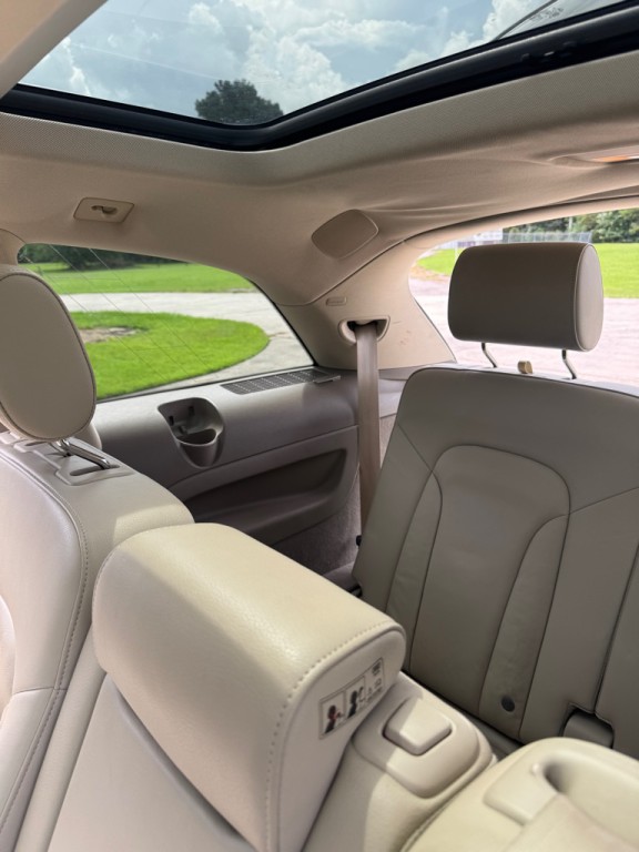 2011 Audi Q7 Image 7