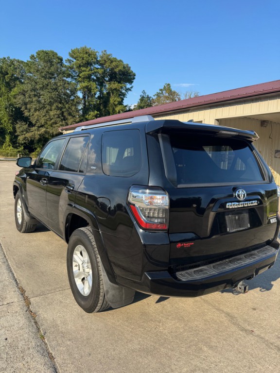 2016 Toyota 4Runner Image 9