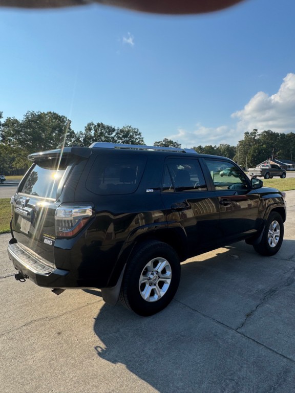 2016 Toyota 4Runner Image 12