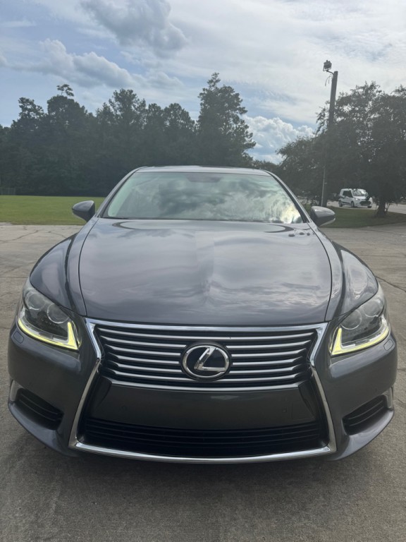 2014 Lexus LS 460 Image 2