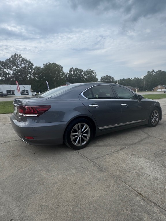 2014 Lexus LS 460 Image 16