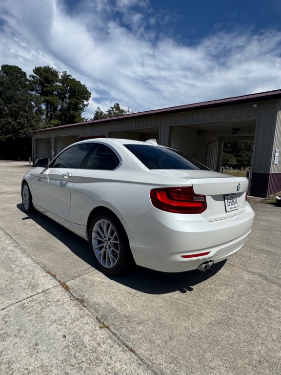 2014 BMW 2 Series Image 10