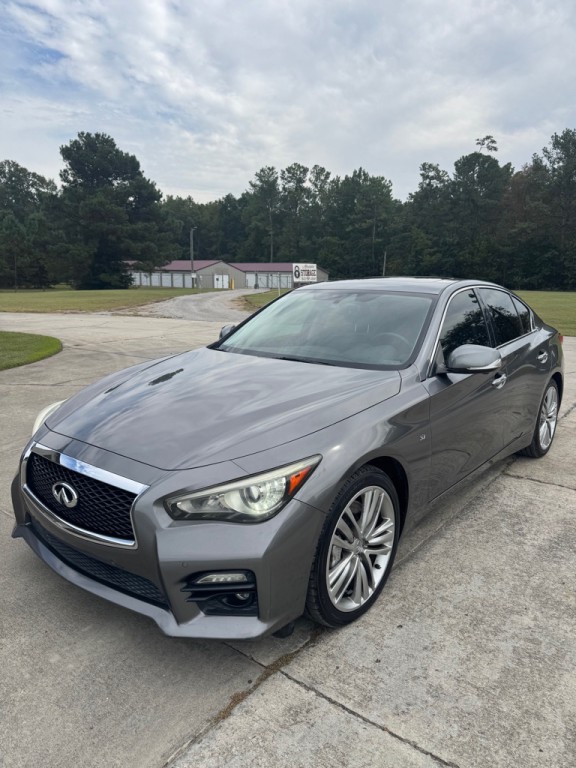 2014 INFINITI Q50 Image 1