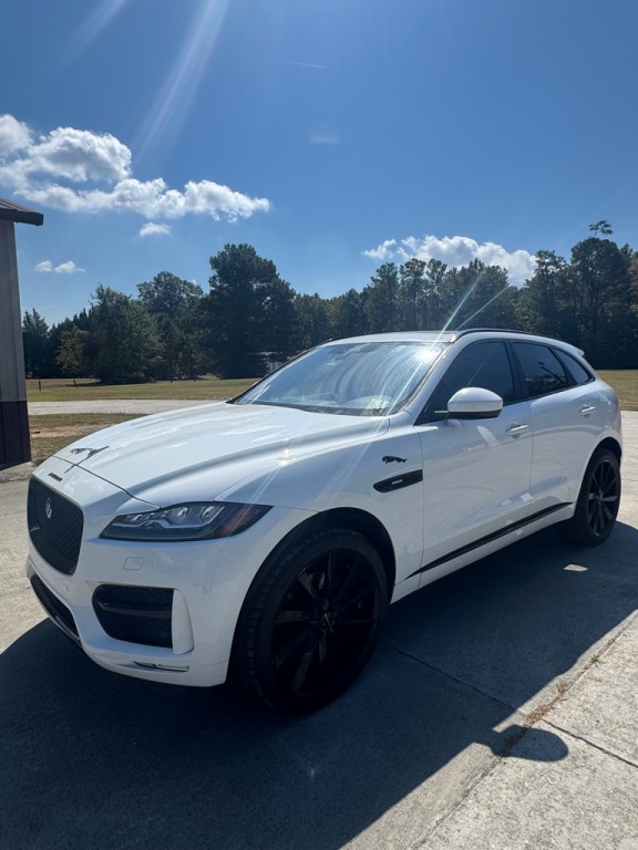 2018 Jaguar F-PACE Image 4