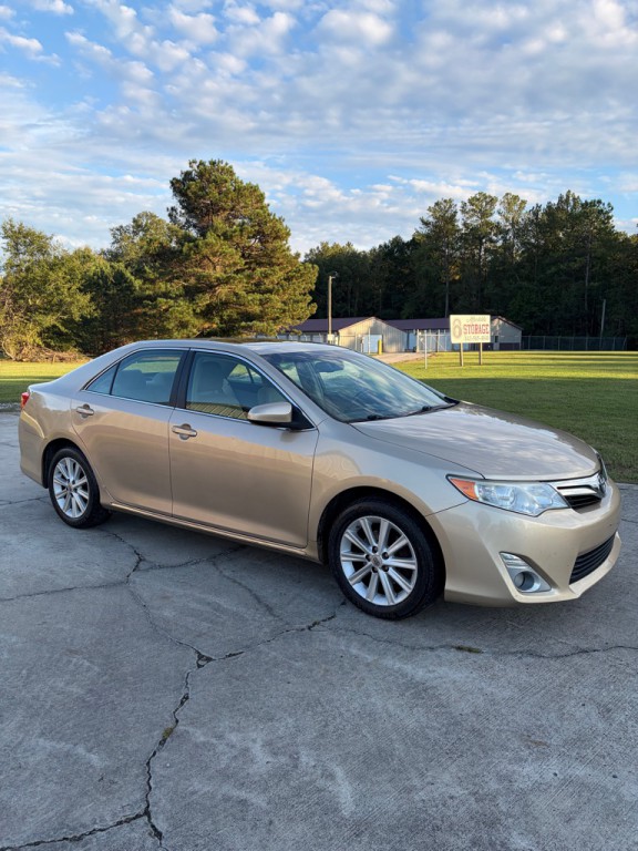 2012 Toyota Camry Image 8