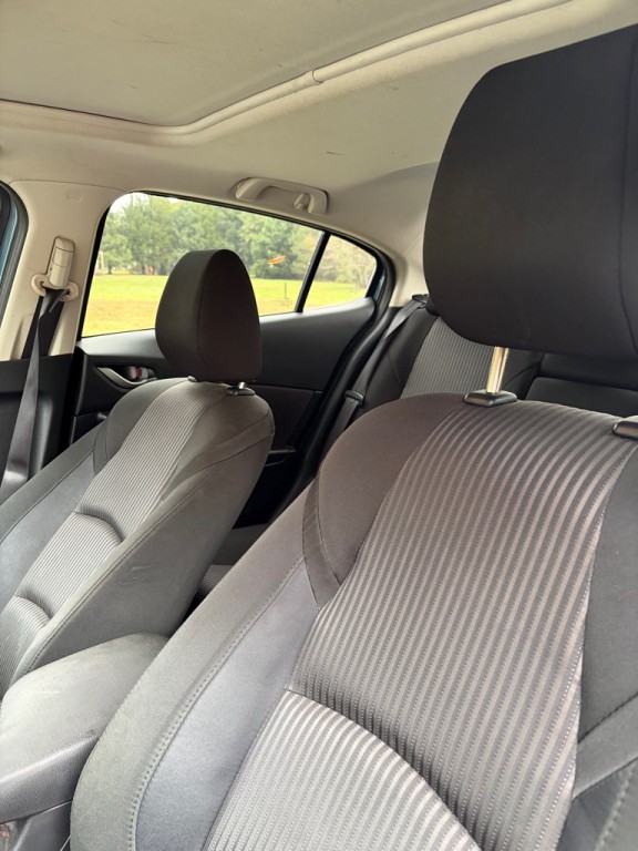 2014 Mazda Mazda3 Image 4