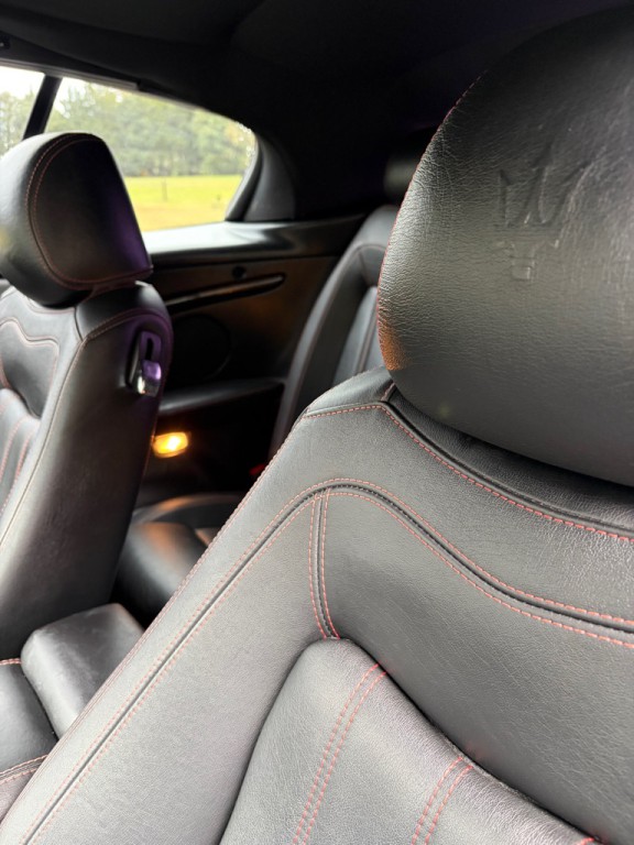 2011 Maserati GranTurismo Image 5