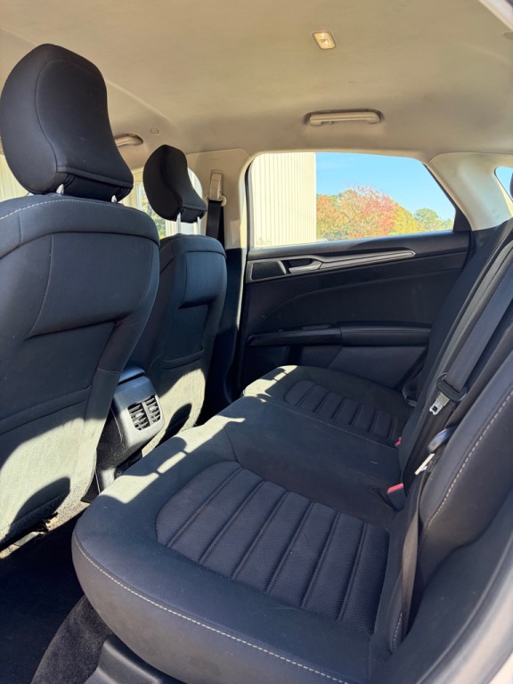 2018 Ford Fusion Image 6