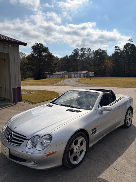 2004 Mercedes-Benz SL-Class Image 9