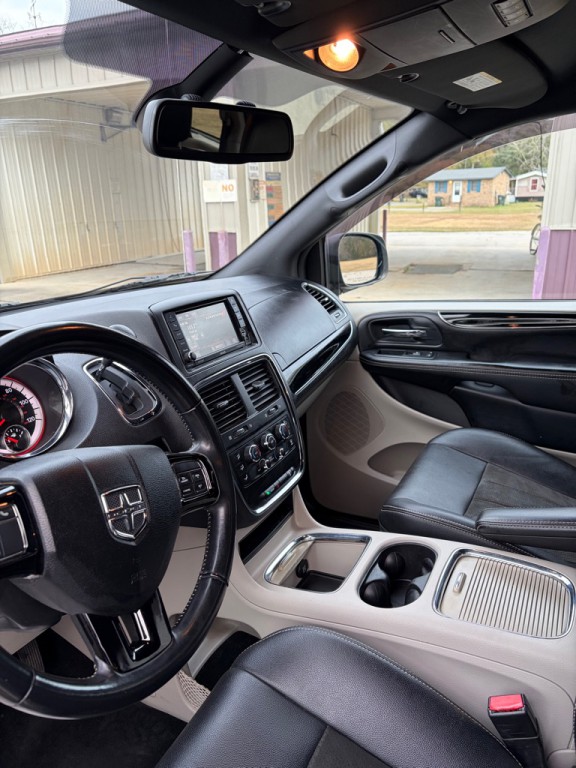 2019 Dodge Grand Caravan Image 3