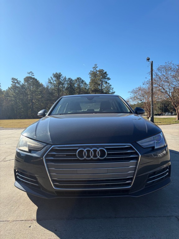 2017 Audi A4 Image 2