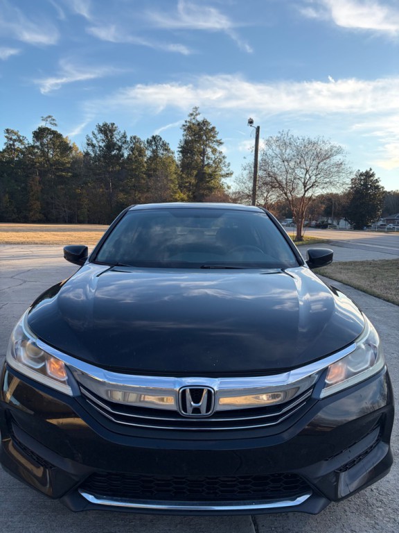 2016 Honda Accord Image 2