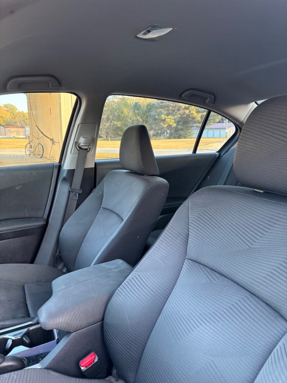 2016 Honda Accord Image 4