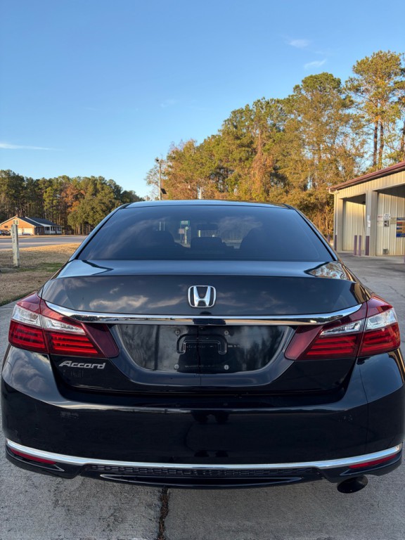 2016 Honda Accord Image 7