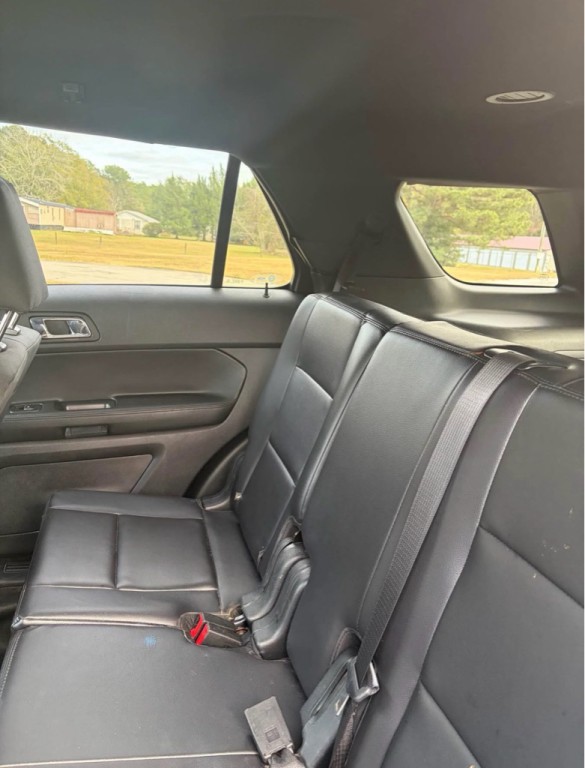 2018 Ford Explorer Image 9