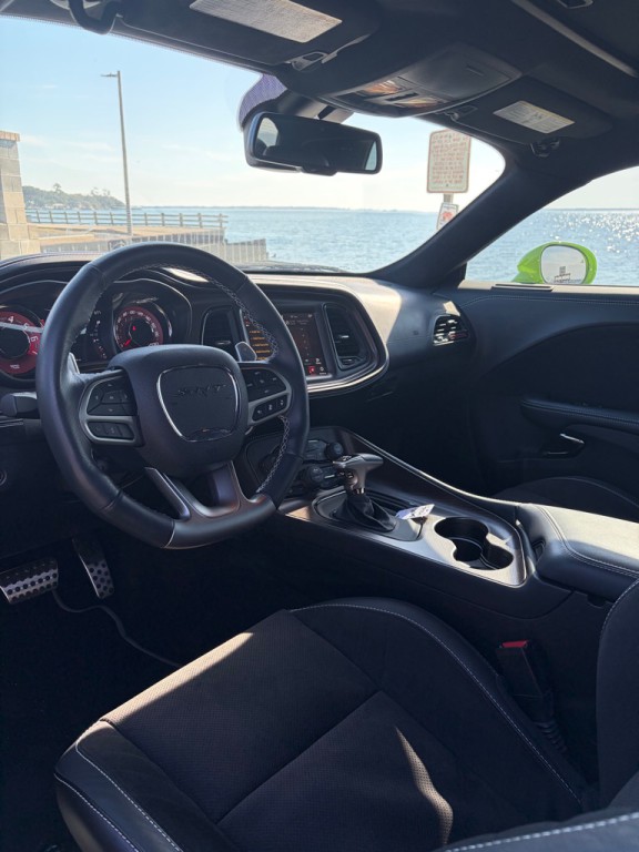 2023 Dodge Challenger Image 2