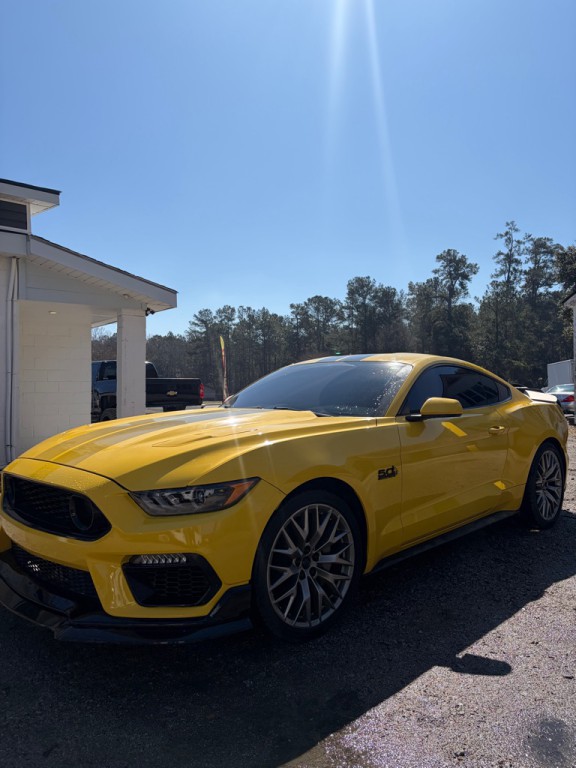 2016 Ford Mustang Image 1