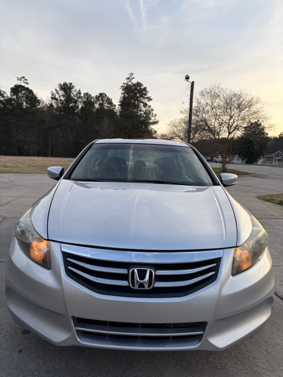 2012 Honda Accord Image 2