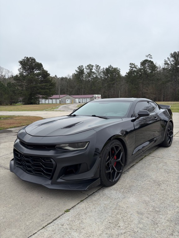 2016 Chevrolet Camaro Image 1