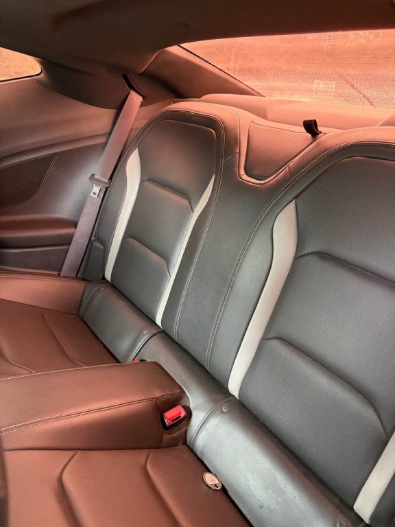 2016 Chevrolet Camaro Image 9