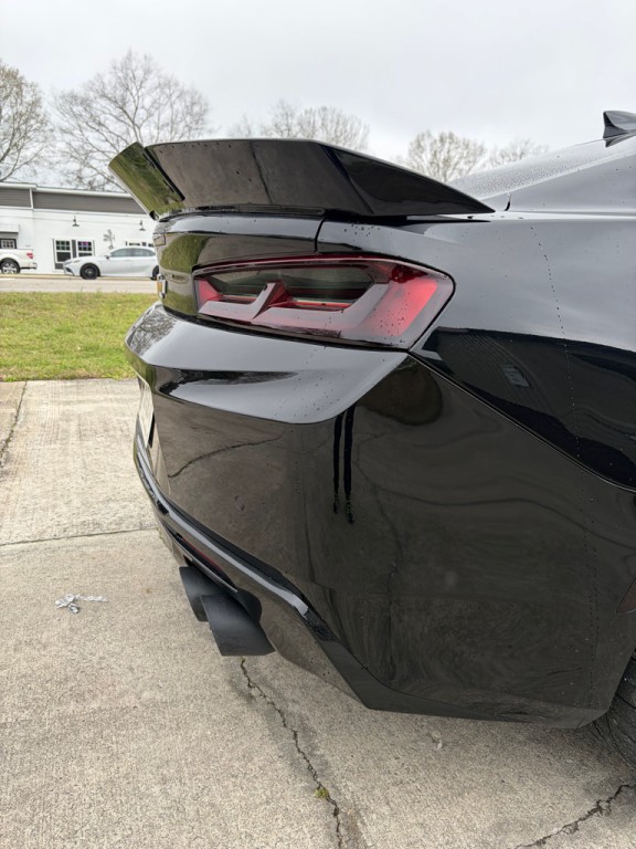 2016 Chevrolet Camaro Image 11