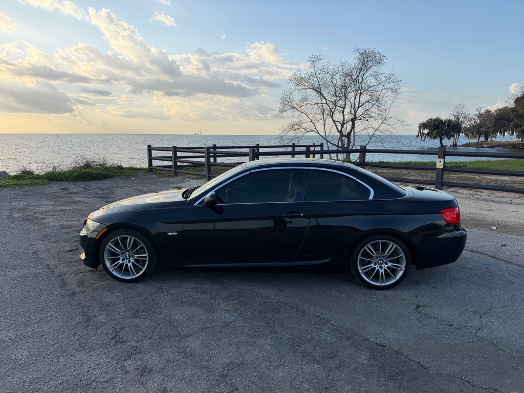 2013 BMW 3 Series Image 5