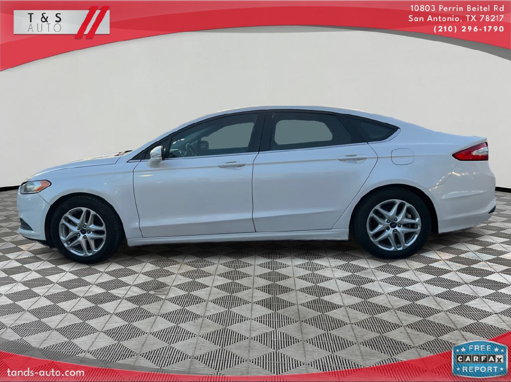 2013 Ford Fusion Image 4
