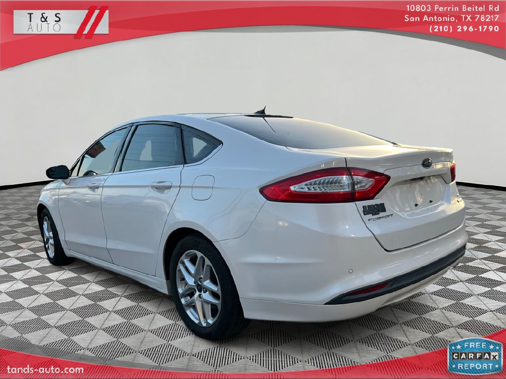 2013 Ford Fusion Image 5