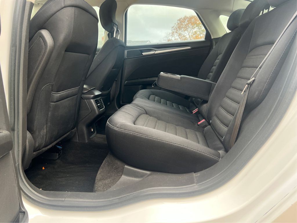 2013 Ford Fusion Image 10
