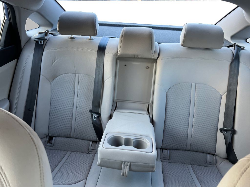 2015 Hyundai Sonata Image 13