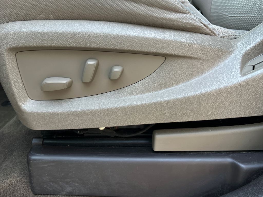 2017 Nissan Altima Image 18