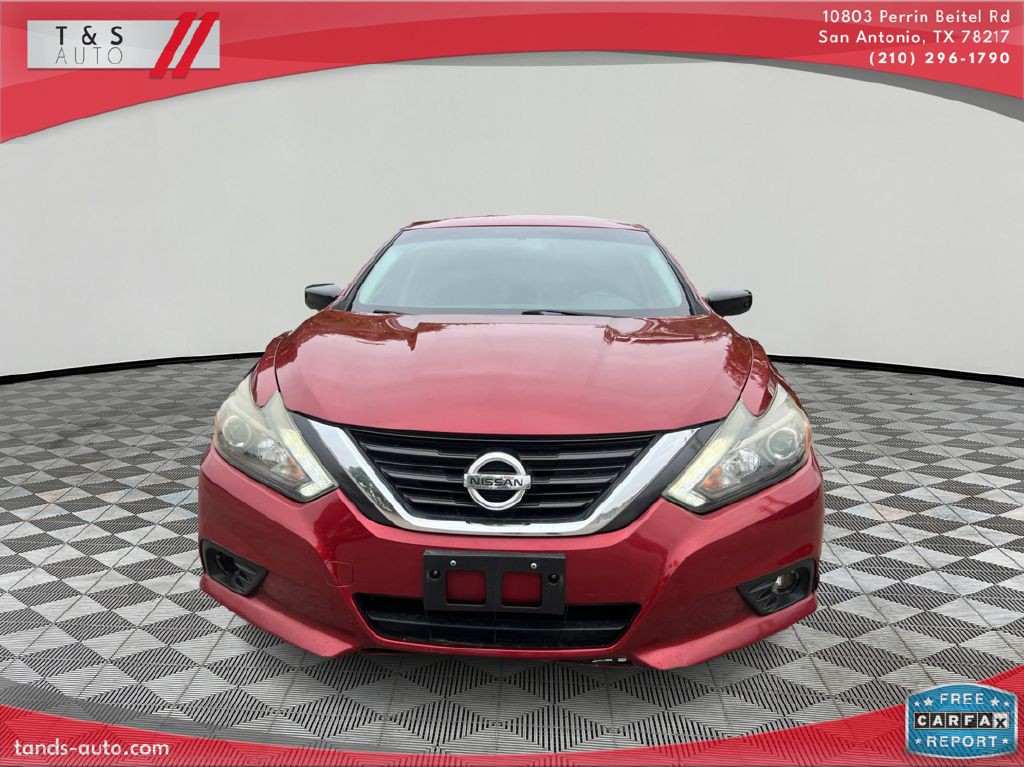 2017 Nissan Altima Image 2
