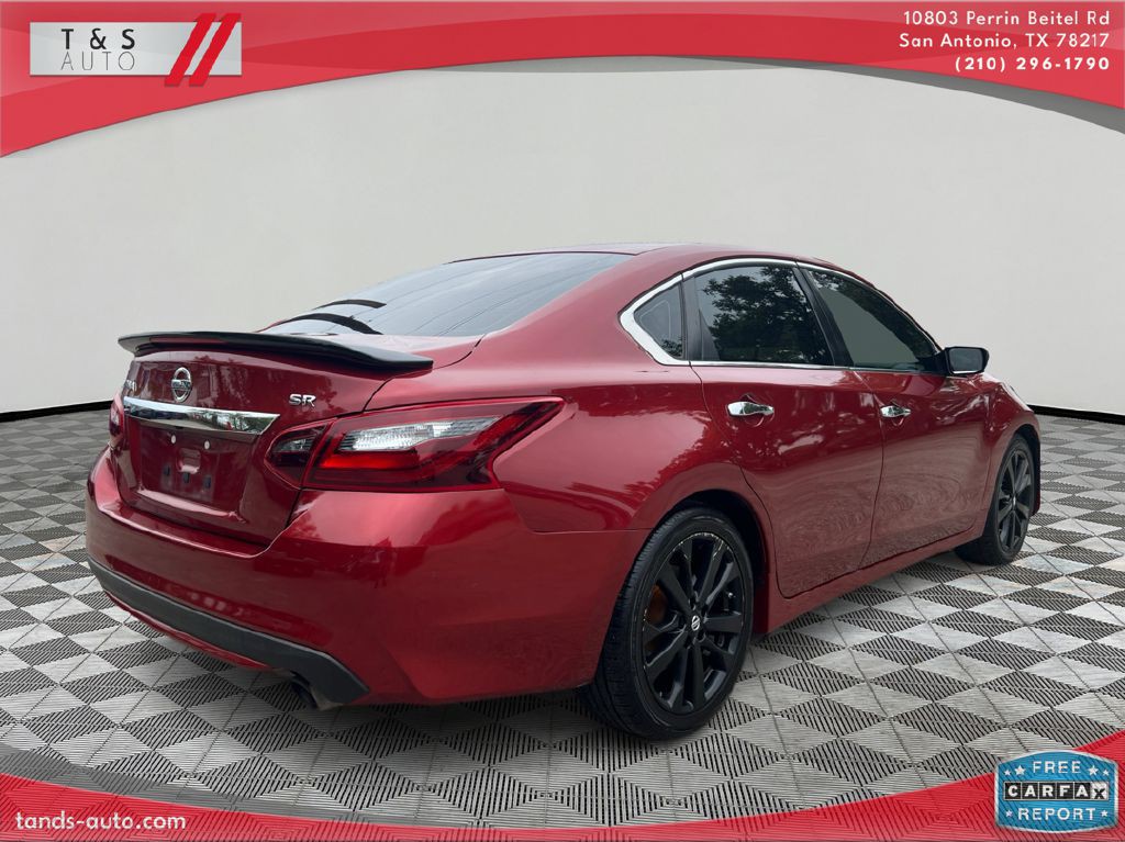 2017 Nissan Altima Image 6