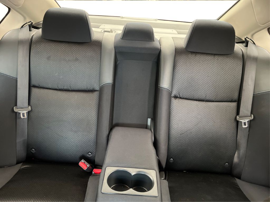 2017 Nissan Altima Image 14